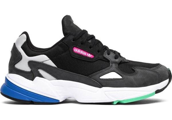 Кроссовки Adidas Temper Run черные